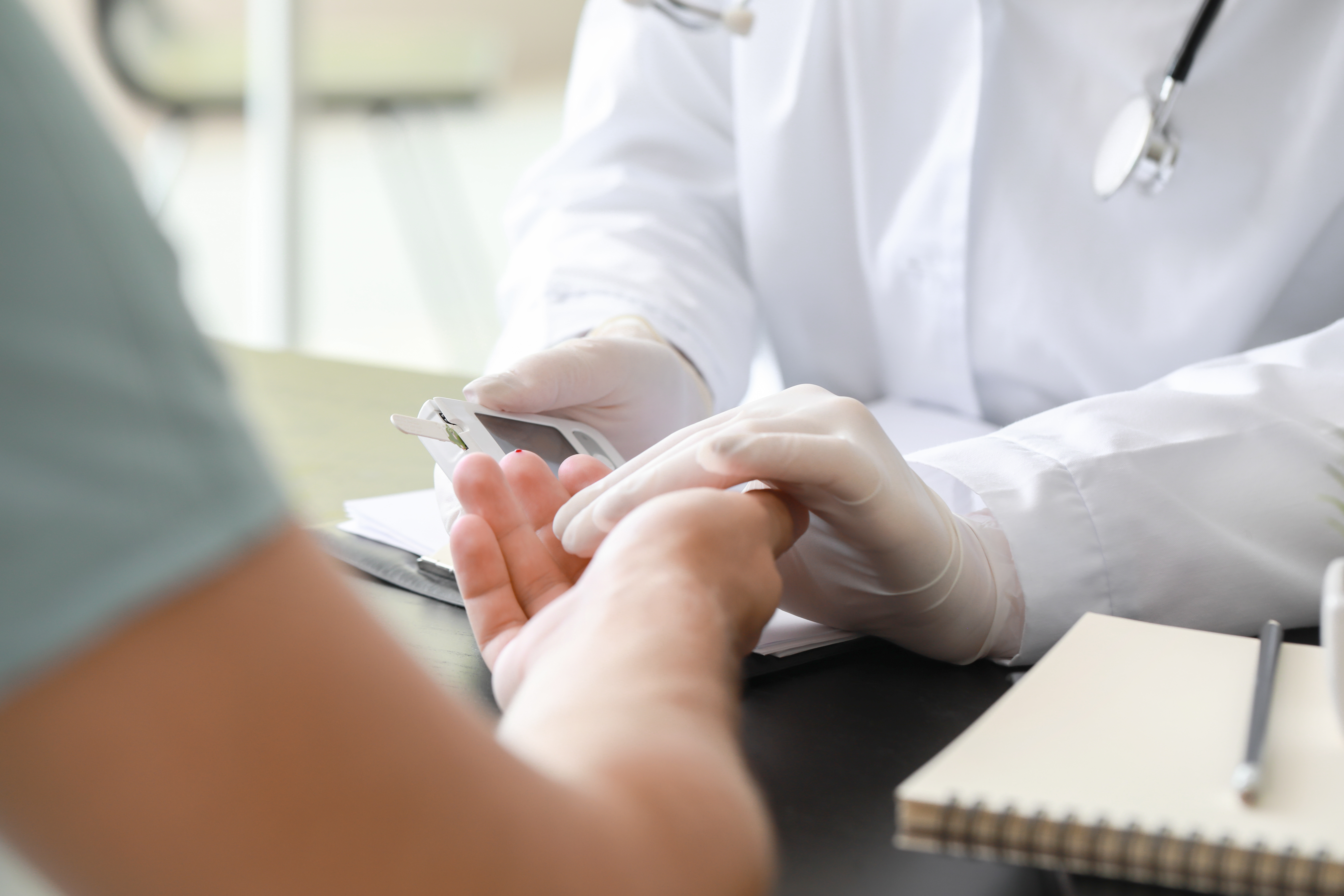 Diabetes patient with doctor