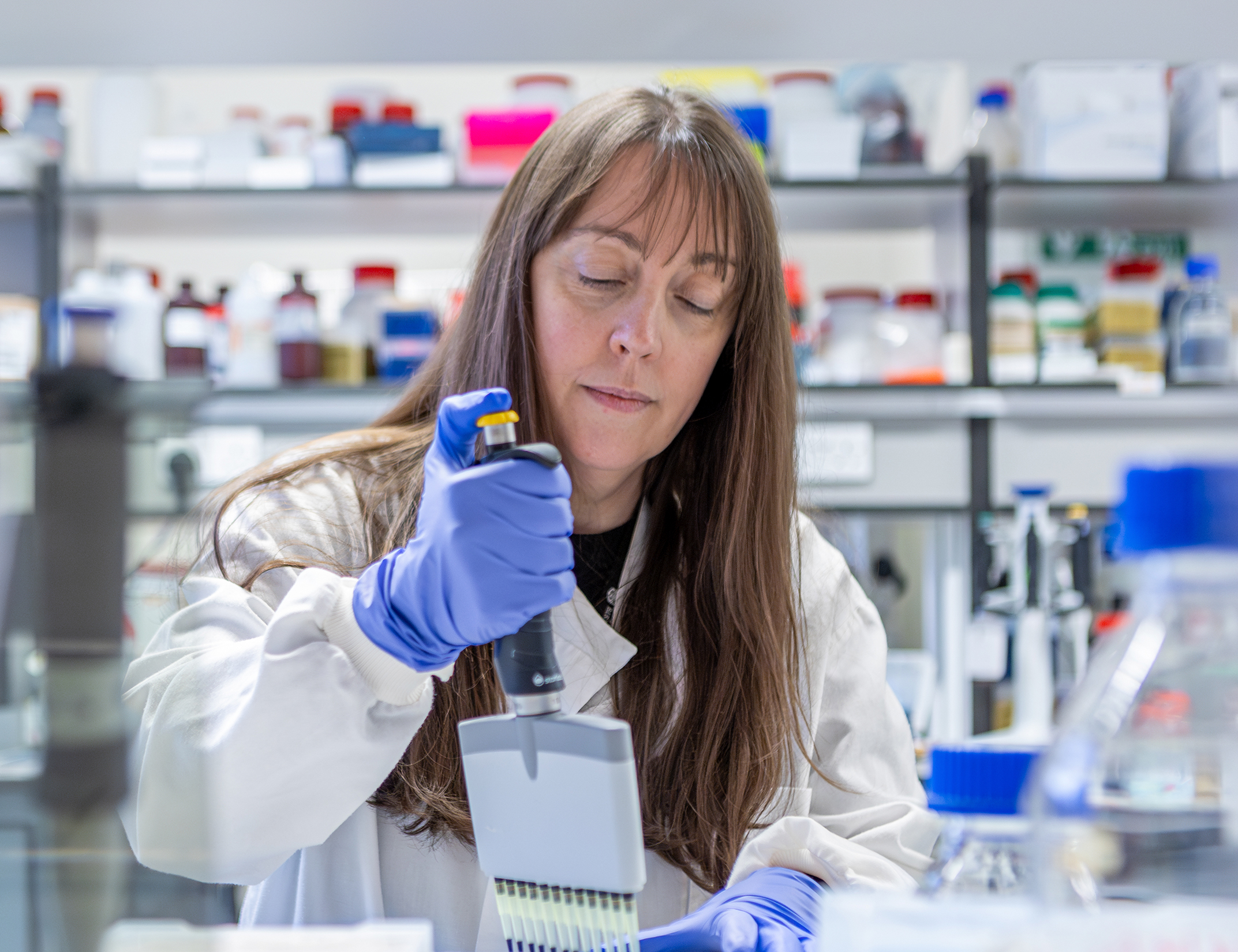 Dr Hill working in the laboratory